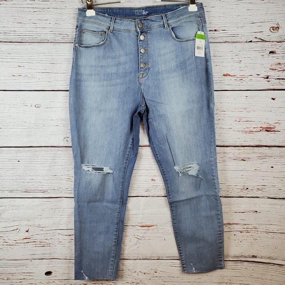 Time and Tru Denim - 🔴 Time and Tru Hi-Rise Skinny Jean Women Plus 18 Blue Distressed Button Close